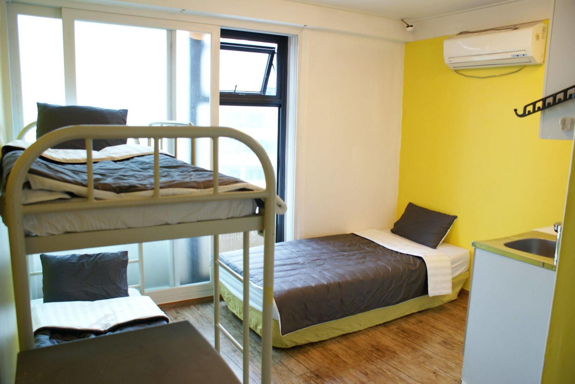 J Guesthouse Seoul Eksteriør billede